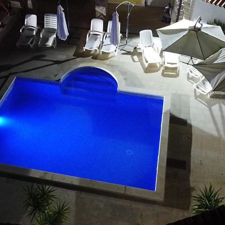 Apartments Villa Mimi Вишнян Экстерьер фото
