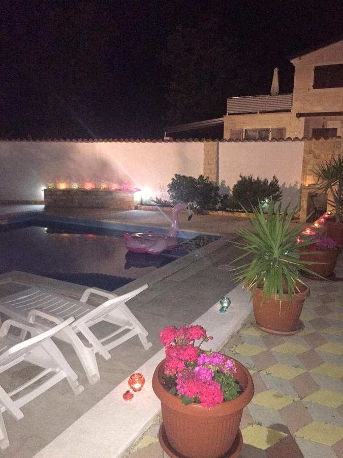 Apartments Villa Mimi Вишнян Экстерьер фото