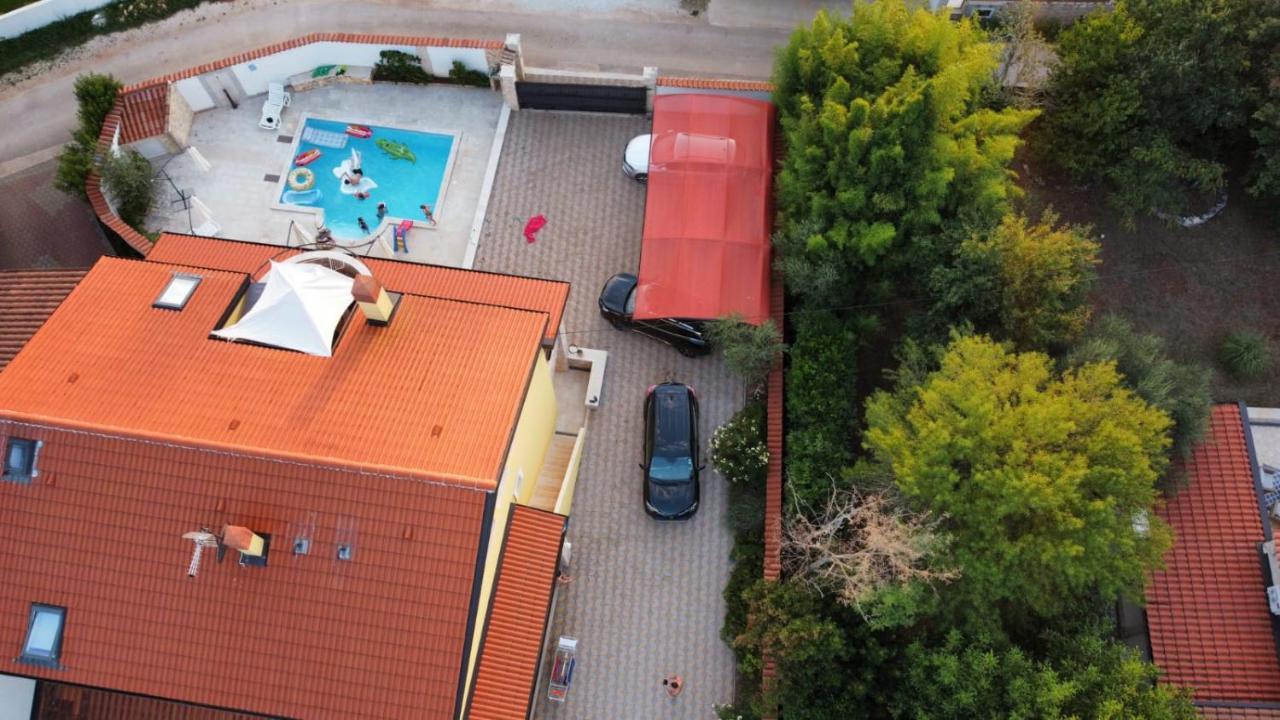 Apartments Villa Mimi Вишнян Экстерьер фото