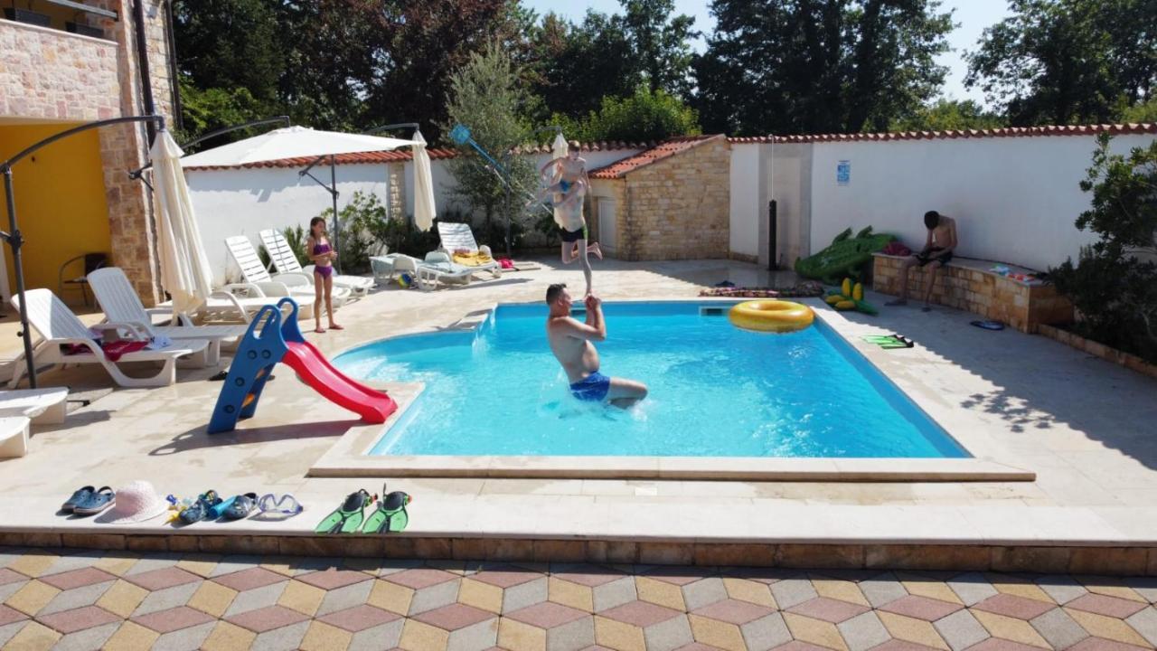 Apartments Villa Mimi Вишнян Экстерьер фото