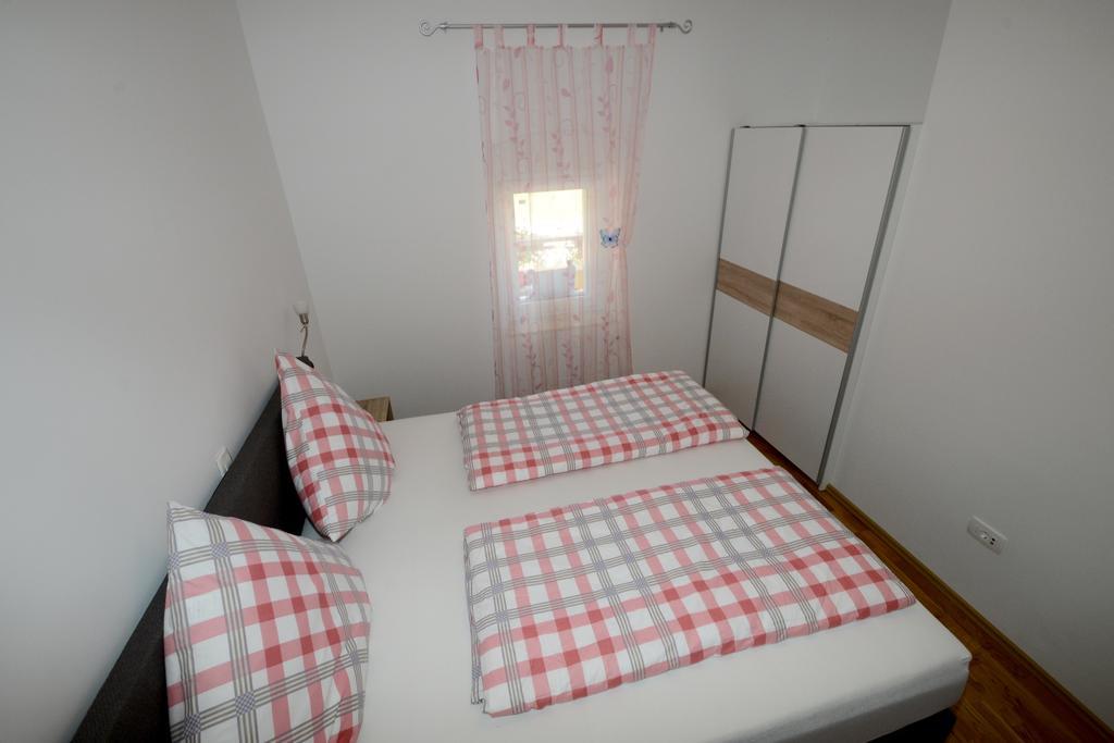 Apartments Villa Mimi Вишнян Номер фото