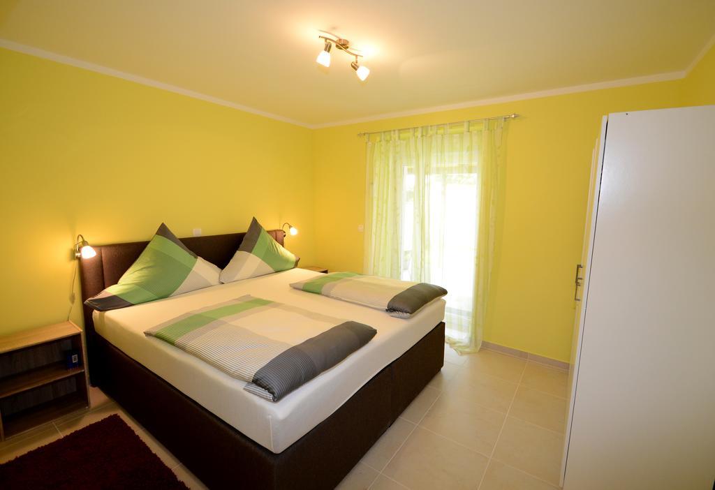 Apartments Villa Mimi Вишнян Номер фото