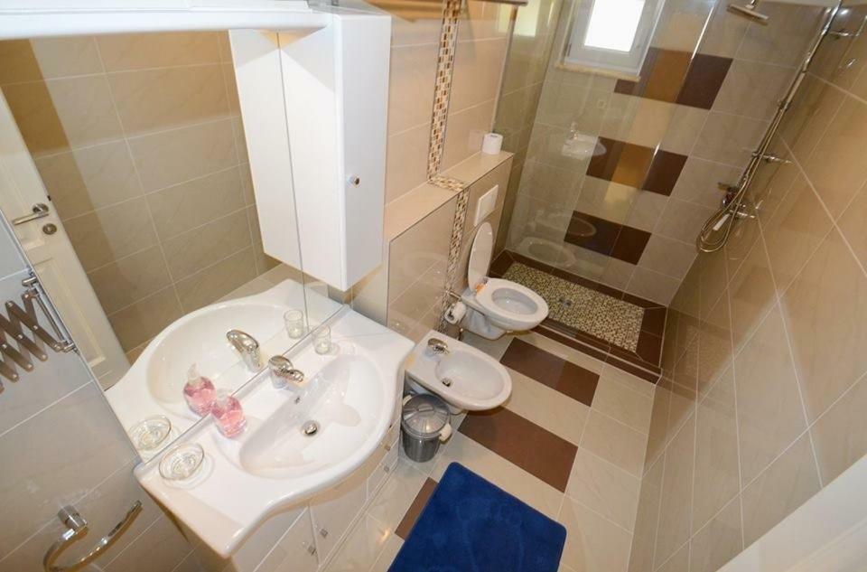 Apartments Villa Mimi Вишнян Экстерьер фото
